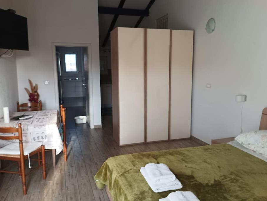 Apartment, 200M From Sea Brtonigla Ngoại thất bức ảnh