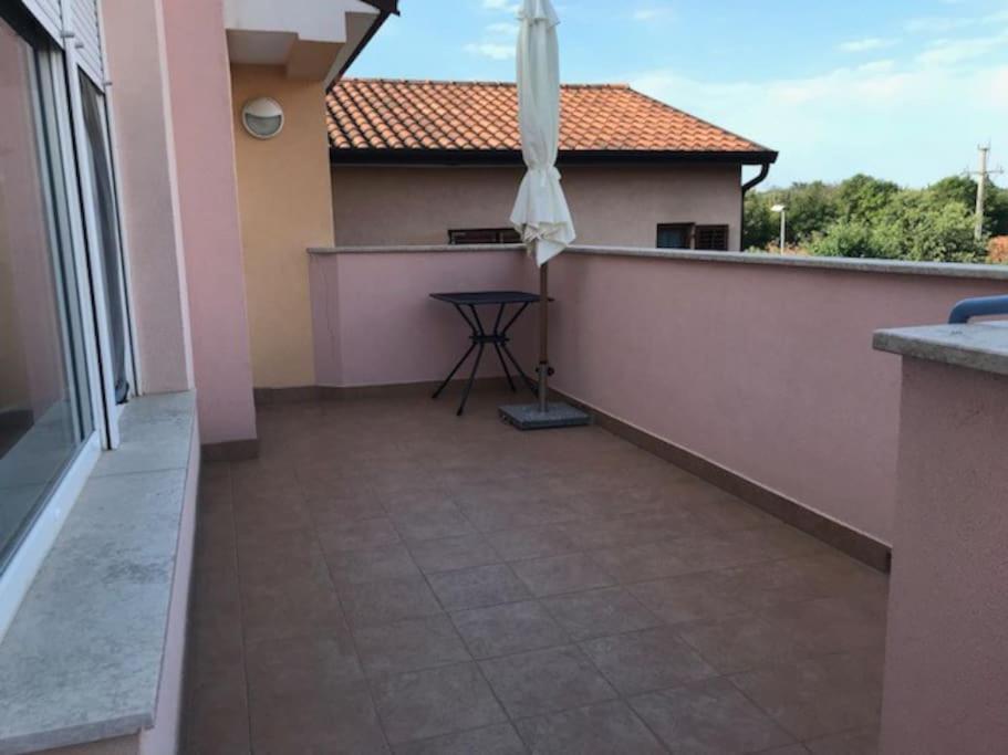 Apartment, 200M From Sea Brtonigla Ngoại thất bức ảnh